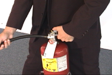 Fire Extinguisher Safety (French), PureSafety eLesson